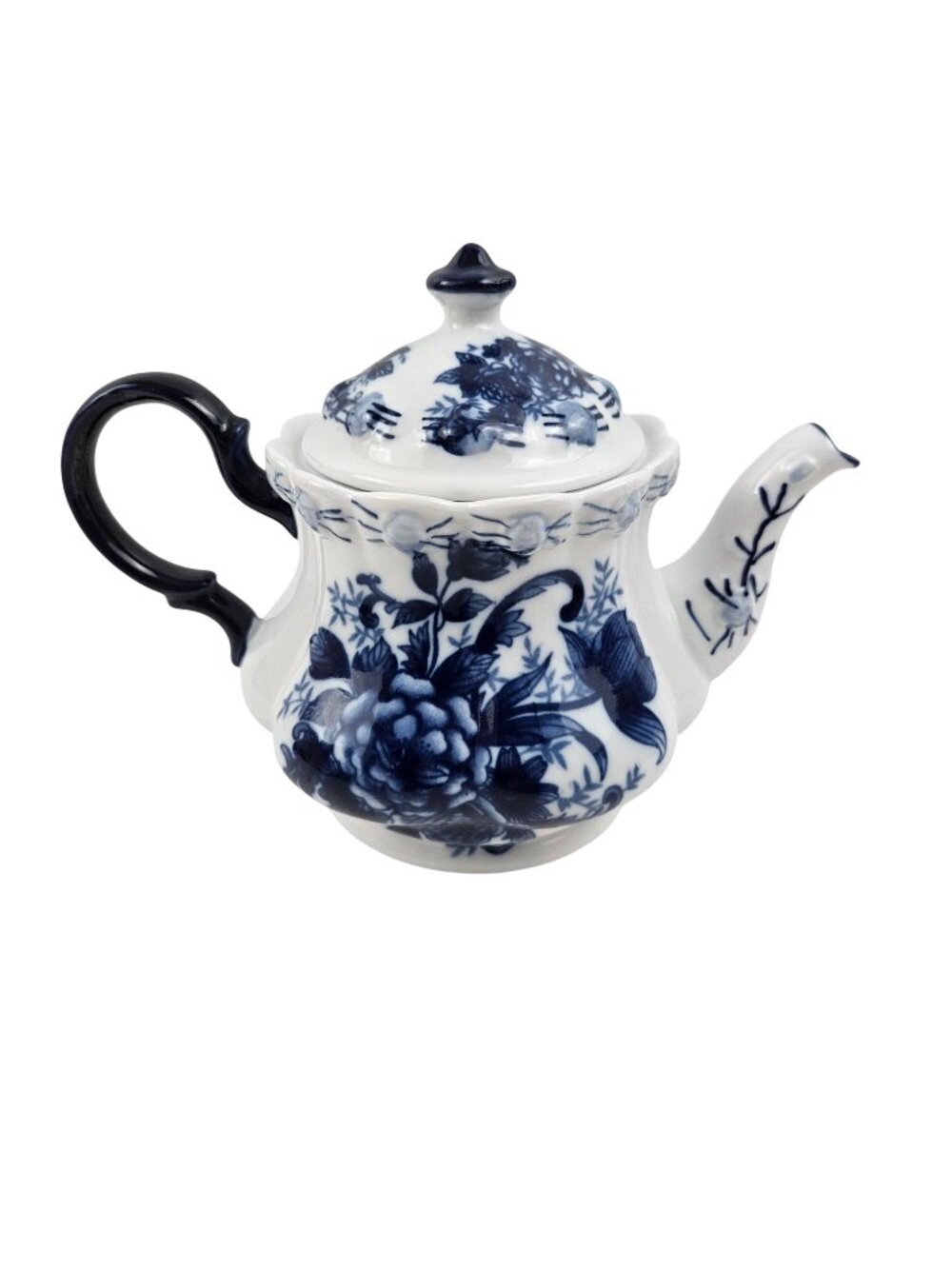 Vintage Porcelain Teapot Colbalt Blue White Floral Design Scalloped Rim